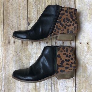 DV by Dolce Vita Ankle Boot